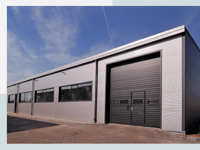 Быстровозводимые склады от СтальСтрой-Тхр по цене 618 руб.